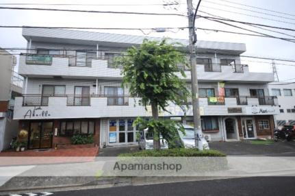 モイスチャーガーデン堀之内 3階建