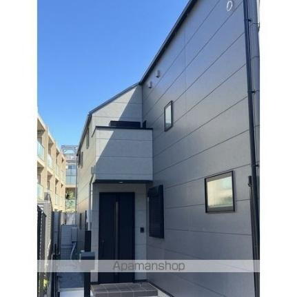 東京都新宿区中落合２丁目 2階建 