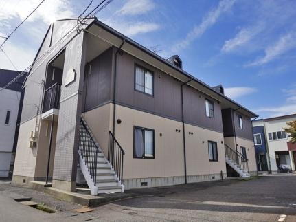 ロイヤルハウス 2階建