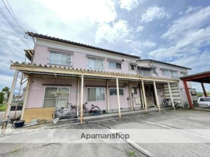 富山県富山市藤木 2階建
