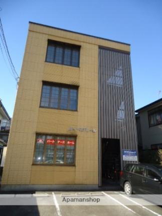 富山県富山市千石町６丁目 3階建