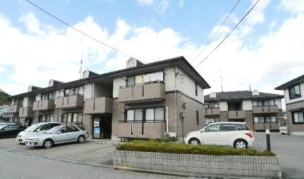 ハイカムール・シュマンＡ 2階建