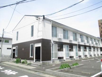 レオパレスエポワール中央 2階建