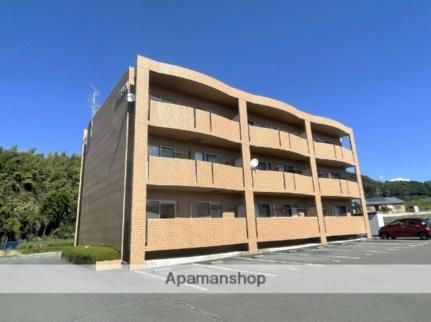 メゾン・ルシオル 3階建