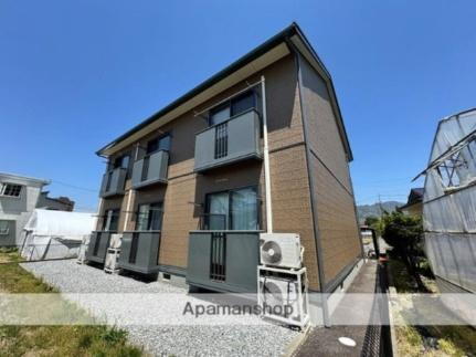 ブランシェアイリスＢ棟 2階建