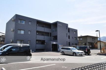 マンションプラムガーデン 3階建