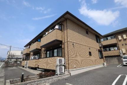 ミラ　モンテ　ＩＩ 2階建