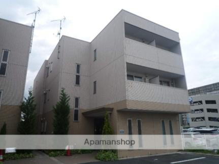 滋賀県守山市勝部１丁目 3階建