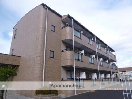 メルベーユ伊勢 3階建