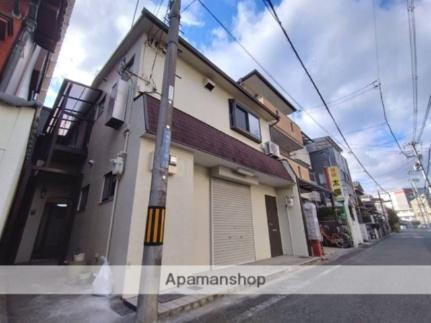 大阪府東大阪市角田２丁目 2階建