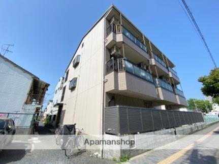 大阪府東大阪市西岩田１丁目 3階建