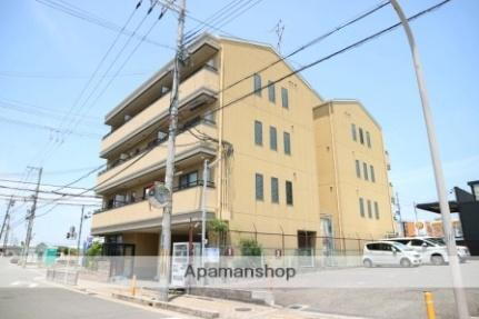 大阪府交野市森北１丁目 4階建