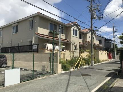 Ｃｏｌｌｉｎｅ　Ｅｎｓｏｌｅｉｌｌｅｅ 2階建