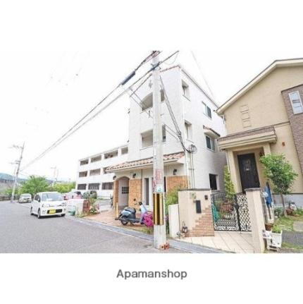 大阪府箕面市小野原西５丁目 3階建