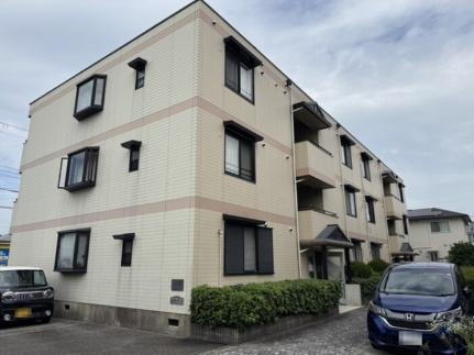 メゾン鈴原 3階建