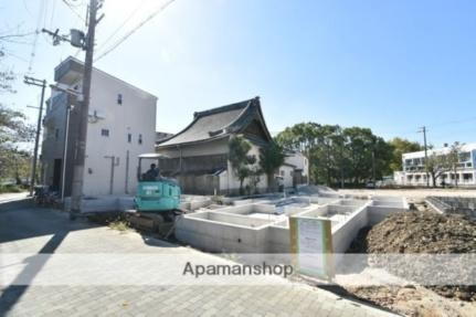 大阪府大阪市平野区平野市町３丁目 3階建