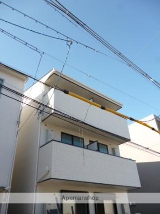 セントレジス新大阪ＩＩＩ 3階建