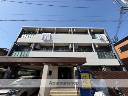 兵庫県西宮市大畑町 3階建