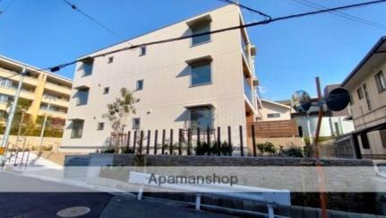 兵庫県西宮市松園町 3階建 築1年8ヶ月