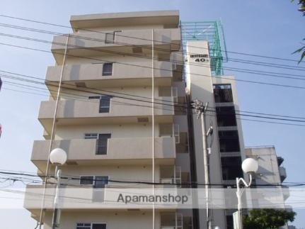 兵庫県西宮市津門川町 8階建