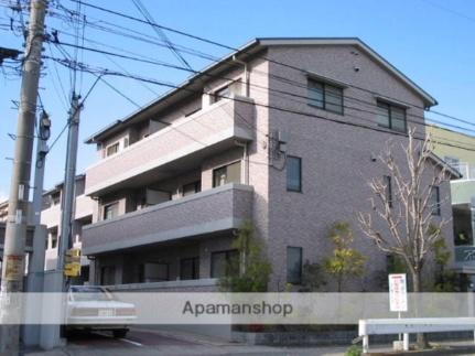 兵庫県西宮市段上町１丁目 3階建