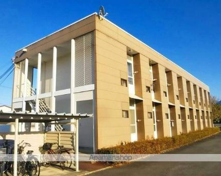 和歌山県岩出市中迫 2階建