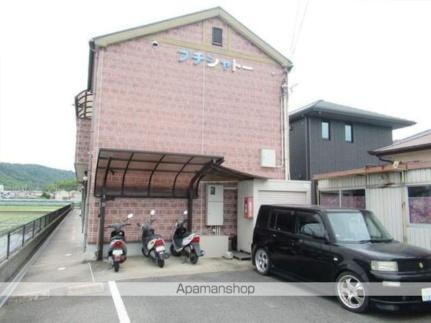 和歌山県和歌山市井辺 2階建