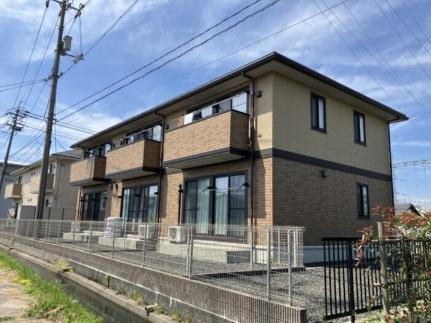 レチエ吉成　Ｂ棟 2階建