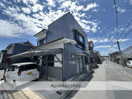 鳥取県鳥取市吉方温泉３丁目 2階建