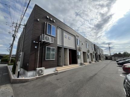 鳥取県鳥取市湖山町北２丁目 賃貸アパート