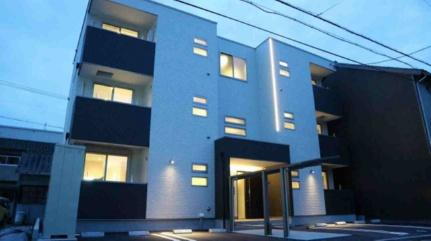 岡山県岡山市北区奉還町４丁目 3階建 築5年4ヶ月