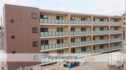 岡山県岡山市北区横井上 4階建