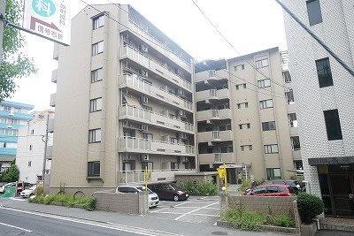 岡山県岡山市北区岡町 6階建