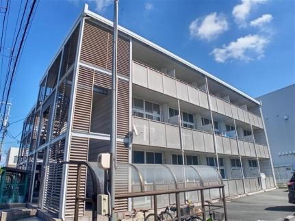 レオパレスソレーユ青江第二 3階建