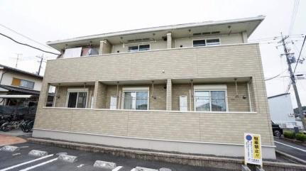 ベル　フローラＡ 2階建