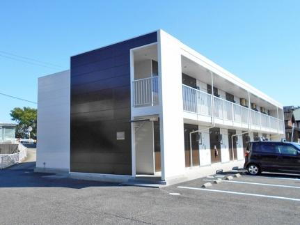 レオパレスセンチュリー 2階建