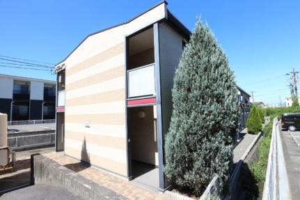 レオパレスボムール 2階建