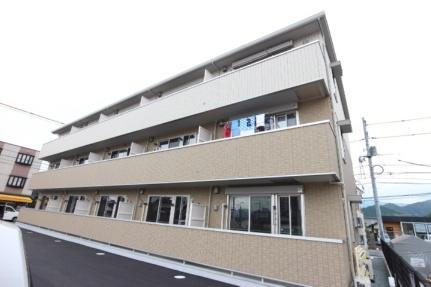 シャイン　ブランチ湯田