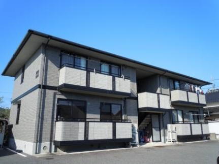 ファミールＫ 2階建