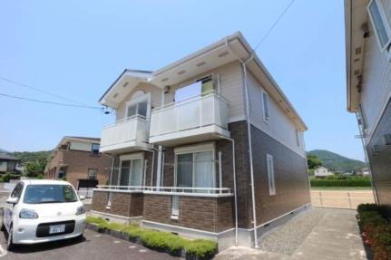 メゾン・ド・デフィ　Ａ 2階建