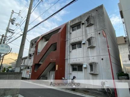 香川県高松市築地町 3階建