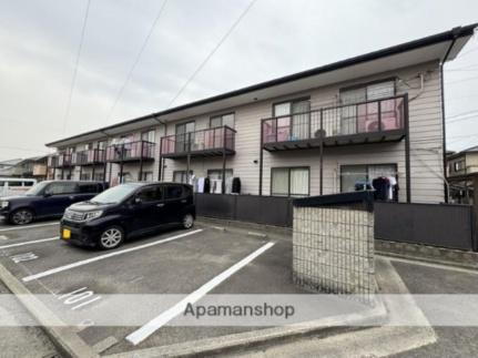 香川県高松市円座町 2階建