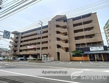 愛媛県松山市南久米町 6階建