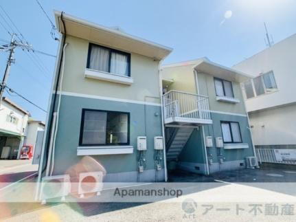 愛媛県伊予市下吾川 2階建