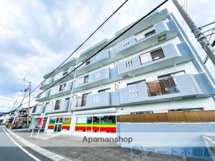 愛媛県東温市野田２丁目 4階建 築30年3ヶ月