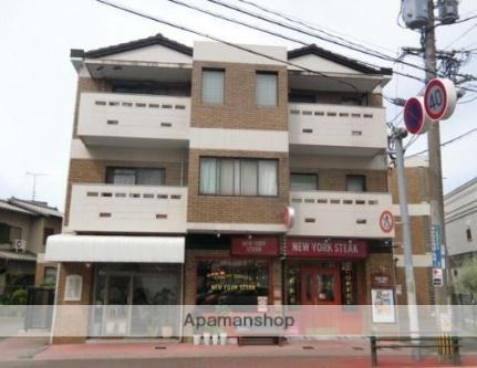 長尾ビル 3階建