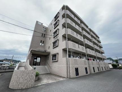 鹿児島県霧島市国分中央３丁目 賃貸マンション