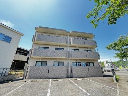 鹿児島県姶良市東餅田 賃貸マンション