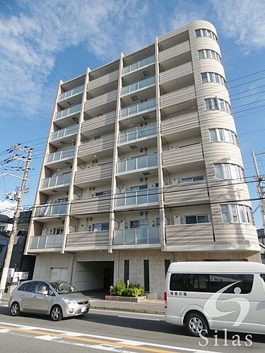 大阪府大阪市北区大淀中５丁目 築10年9ヶ月 8階建