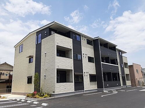 大阪府泉南郡熊取町朝代東１丁目 3階建 築3年1ヶ月